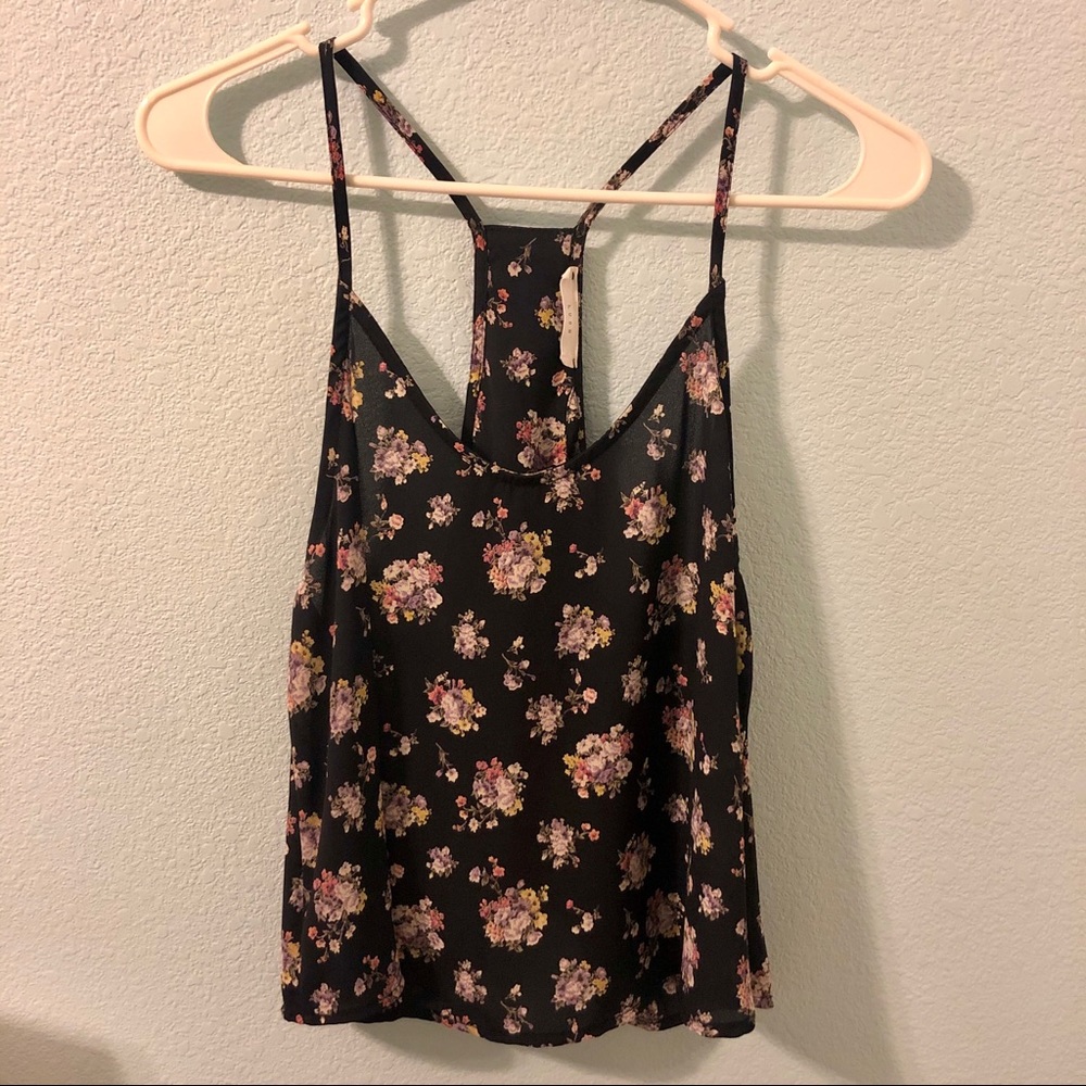 Lush Tank Top - Picture 2 of 5